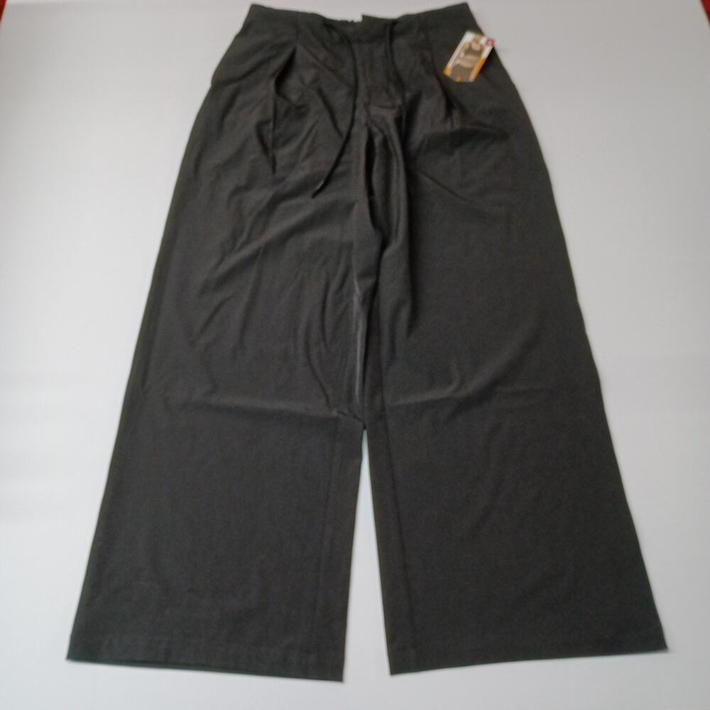 AVIA Athletic Dressy‎ Women's Black M 8-10 FT Pleated Trouser Wide Leg Pants NWT